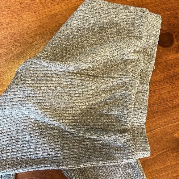 Zara kids 4-5 years grey pants - Picture 4 of 6